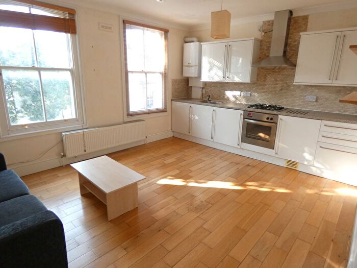 1 Bedroom Flat To Rent In Hewlett Road, Bow, E3