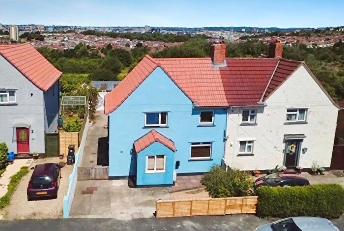 3 Bedroom Semi-Detached House For Sale In Kenmare Road, Bristol, BS4