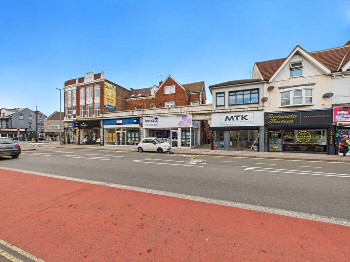 1 Bedroom Flat For Sale In London Road, North End, Portsmouth, Hampshire, PO2