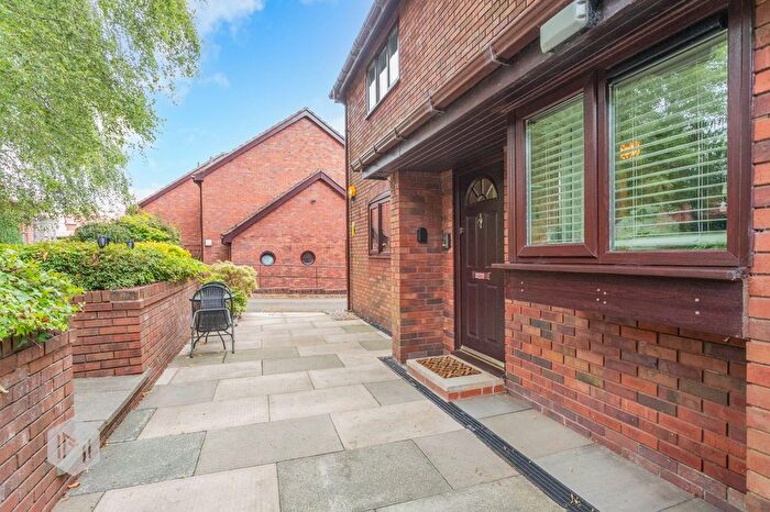 2 Bedroom Property For Sale In Greenmount Court, Bolton, BL1