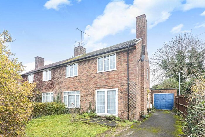 3 Bedroom Semi-Detached House For Sale In Suffolk Road, Maidenhead, SL6