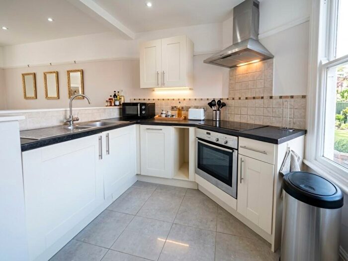2 Bedroom Apartment To Rent In High Street, Sutton Coldfield., B72