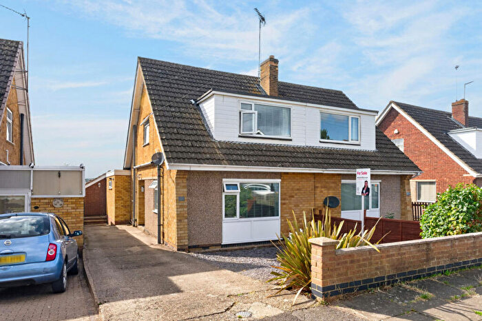 3 Bedroom Semi-Detached House For Sale In Orton Road, Barton Seagrave, NN15