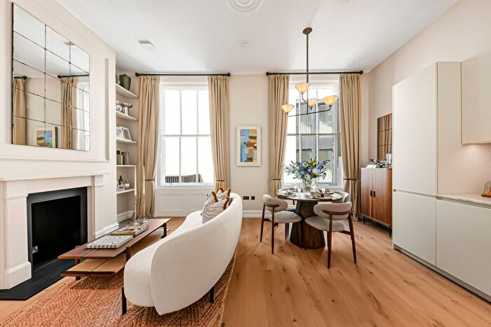 2 Bedroom Flat For Sale In No Porchester Gardens, Bayswater, London, W2
