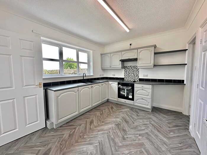 3 Bedroom Semi-Detached House To Rent In Sixteen Foot Bank, Stonea, March, PE15