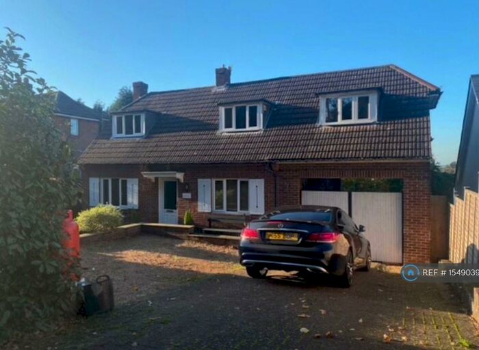 4 Bedroom Detached House To Rent In West End Road, West End, Southampton, SO30