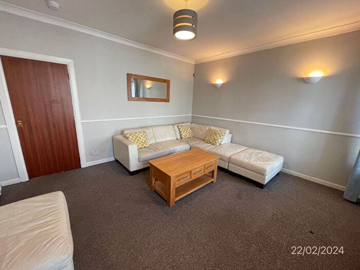 2 Bedroom Flat To Rent In Marischal Street, Second Floor, Aberdeen, AB11