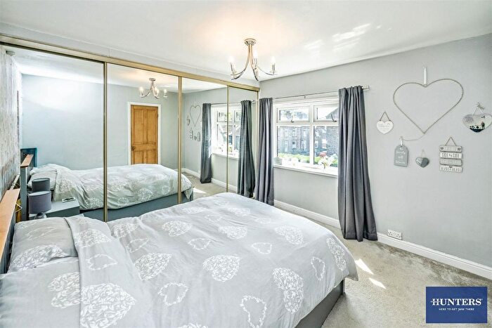 3 Bedroom Property For Sale In Heathy Lane Halifax, HX2