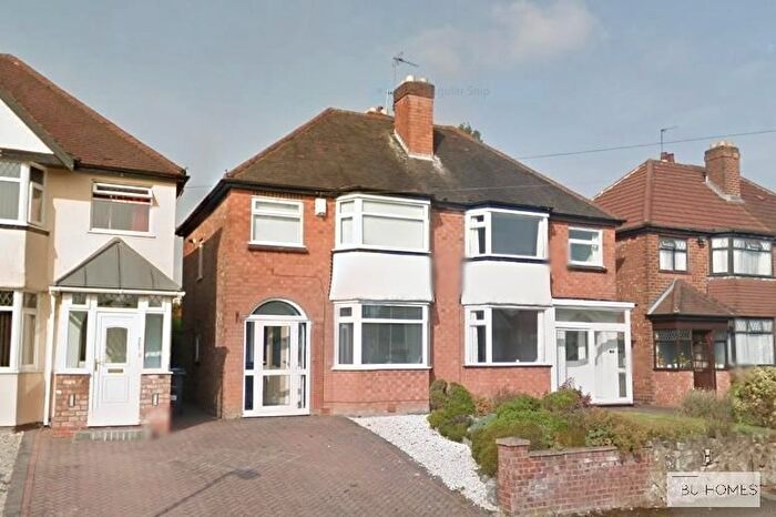 3 Bedroom Semi-Detached House To Rent In Clay Lane, Yardley, Birmingham, B26