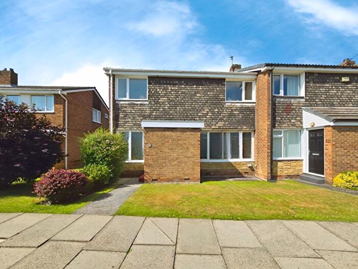 3 Bedroom Semi-Detached House For Sale In Highburn, Cramlington, NE23