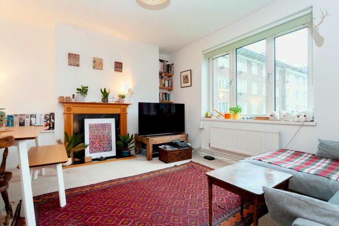 2 Bedroom Flat For Sale In O'brien House, Bethnal Green, E2