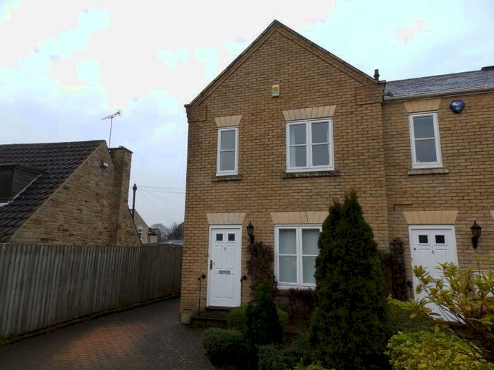 3 Bedroom End Of Terrace House To Rent In Spa Mews, Boston Spa, Wetherby, LS23
