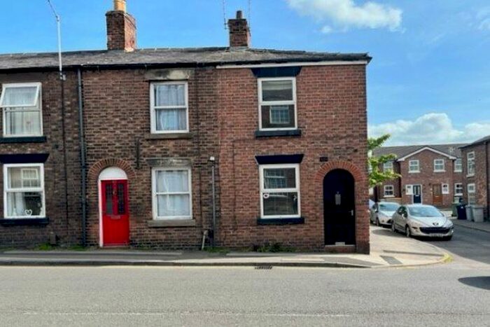 3 Bedroom Property To Rent In Chester Road, Macclesfield, SK11