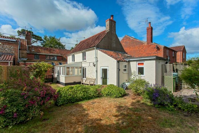 2 Bedroom Cottage For Sale In West Rudham, PE31
