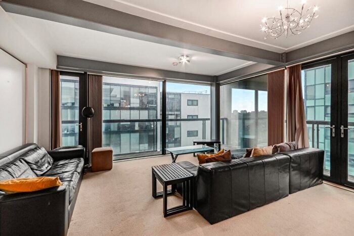 2 Bedroom Apartment To Rent In Burford Road London, E15