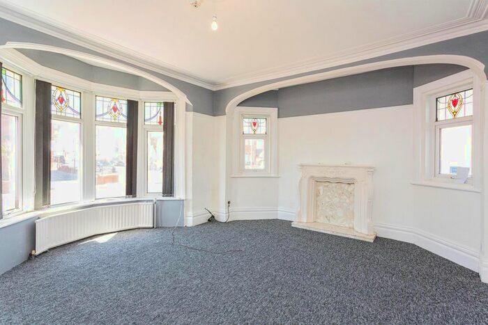 1 Bedroom Property To Rent In Holmfield Road, Blackpool, Lancashire, FY2