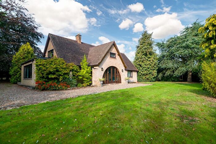 4 Bedroom Detached House For Sale In Banham, Norwich, NR16