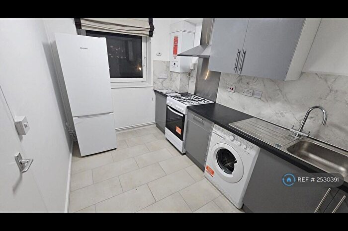 2 Bedroom Flat To Rent In Norwich House, London, E14