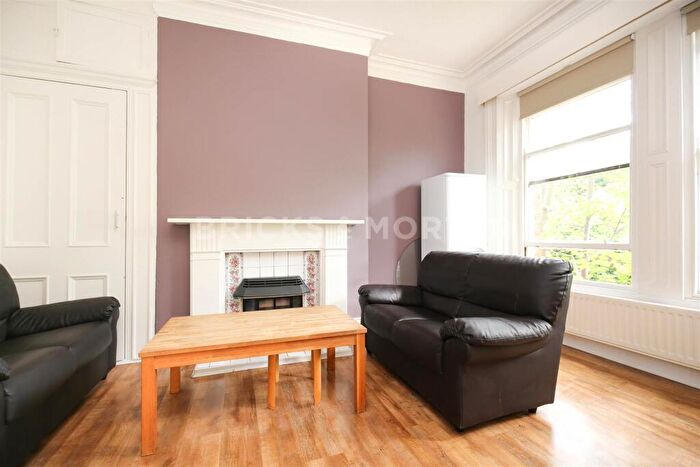 2 Bedroom Apartment To Rent In (£ Pppw) Grosvenor House, Jesmond, NE2