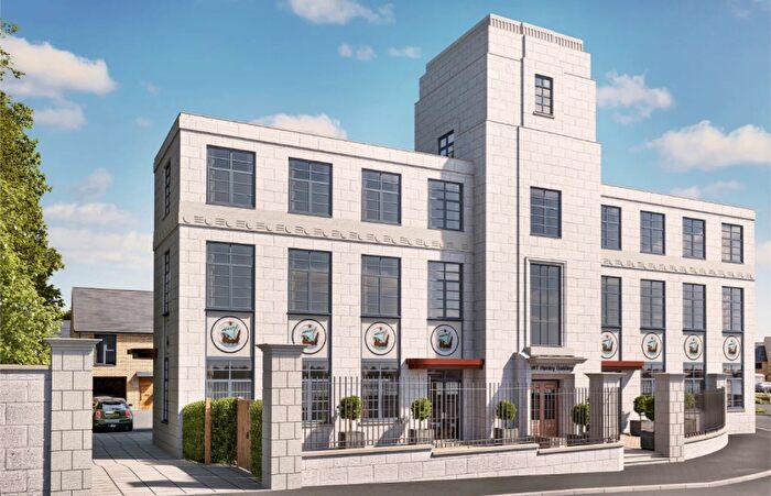 2 Bedroom Apartment For Sale In Wt Henley, Cable Wharf, Gravesend, Kent, DA11