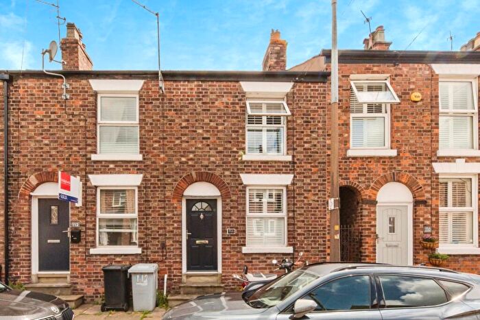 2 Bedroom Terraced House For Sale In Newton Street, Macclesfield, Cheshire, SK11
