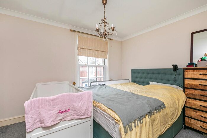 3 Bedroom Terraced House For Sale In Parchment Street, Winchester, SO23