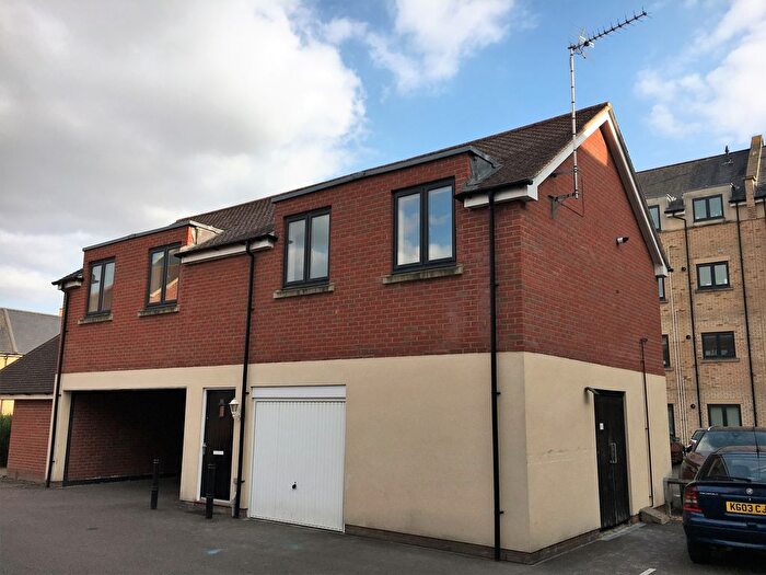 2 Bedroom Flat To Rent In Sweetpea Way, Cambridge, Cambridgeshire, CB4