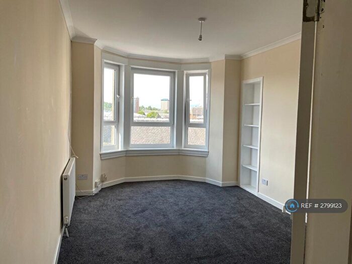 1 Bedroom Flat To Rent In New Street, Paisley, PA1