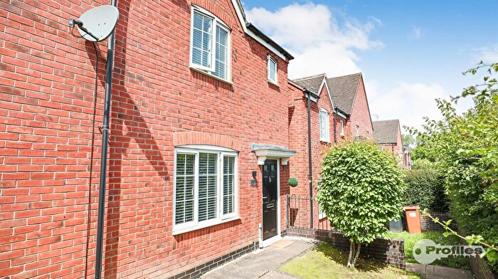 3 Bedroom Semi-Detached House To Rent In Kirkby Road, Barwell, LE9