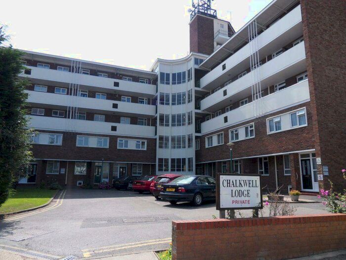 2 Bedroom Maisonette To Rent In Chalkwell Lodge, Westcliff On Sea, SS0