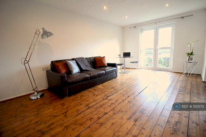 1 Bedroom Flat To Rent In Northiam Street, London, E9