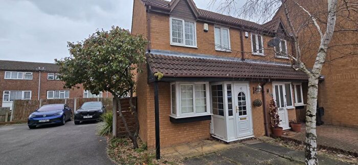 1 Bedroom Semi-Detached House To Rent In Guardian Close, Hornchurch, Essex, RM11
