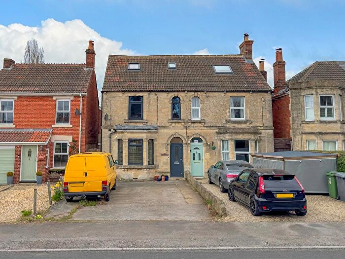 4 Bedroom Semi-Detached House For Sale In Woodmarsh, North Bradley, Trowbridge, Wiltshire, BA14