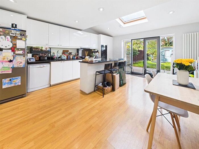 4 Bedroom End Of Terrace House To Rent In Heathfield North, Twickenham, TW2