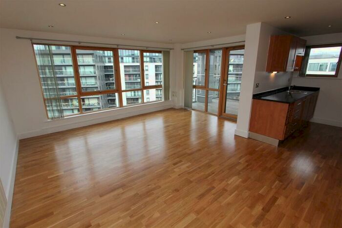 2 Bedroom Flat To Rent In Crozier House, Leeds Dock, LS10