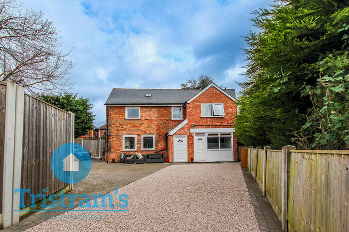 2 Bedroom Semi-Detached House To Rent In Station Road, Beeston, NG9