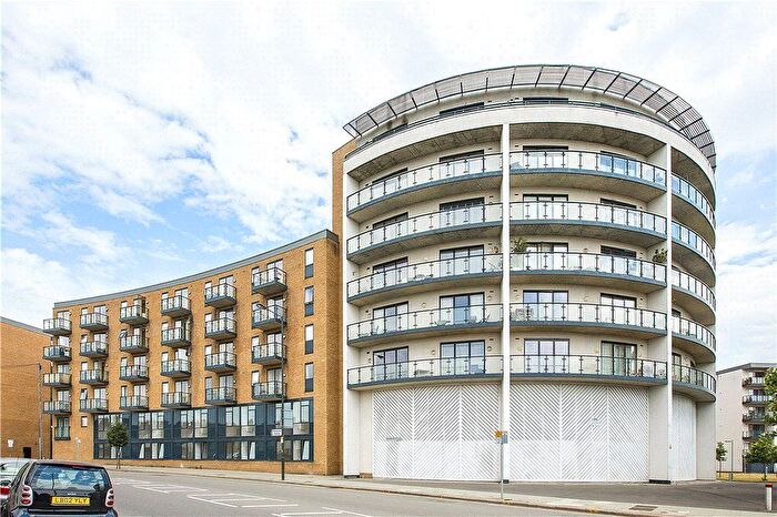 1 Bedroom Flat To Rent In Durnsford Road, London, SW19