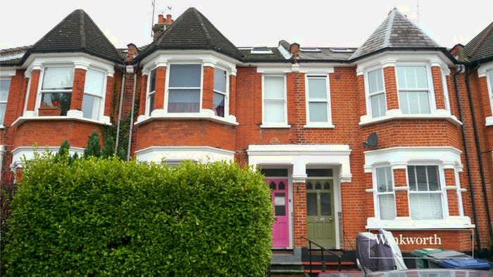 2 Bedroom Apartment To Rent In Lytton Road, New Barnet, EN5
