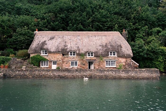 4 Bedroom Detached House For Sale In Dittisham, Dartmouth, TQ6