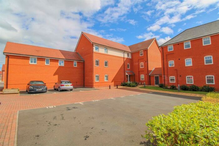 1 Bedroom Apartment For Sale In Dunnock Road, Harlow, CM17