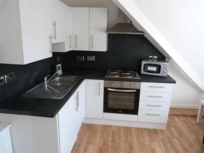 2 Bedroom Flat To Rent In Colum Road, Cathays, CF10