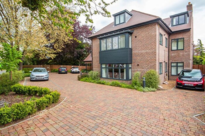 1 Bedroom Flat For Sale In Flat Hills Court, Hills Road, Cambridge, CB2