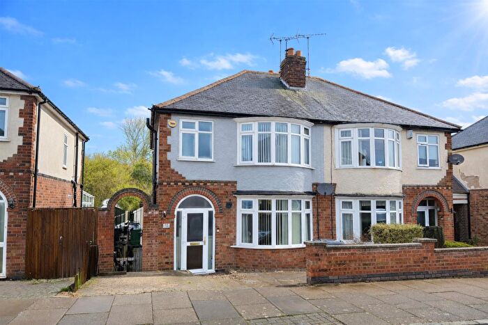 3 Bedroom Semi Detached House For Sale In Conaglen Road, Old Aylestone Village, LE2