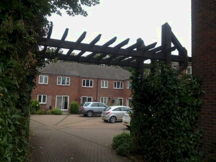 1 Bedroom Flat To Rent In Haslehurst Gardens, Worksop S80