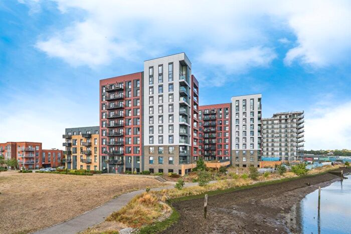 1 Bedroom Apartment For Sale In Meridian Way, Southampton, SO14
