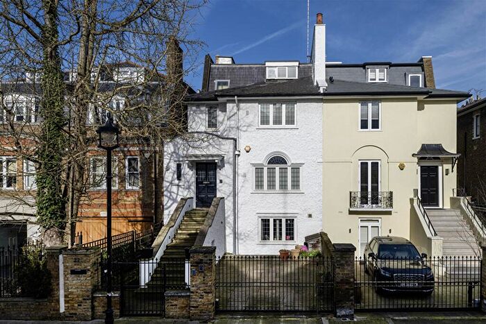 5 Bedroom House For Sale In Hill Road, St John's Wood, NW8