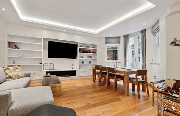 4 Bedroom Apartment To Rent In Glentworth Street, Marylebone, London, NW1