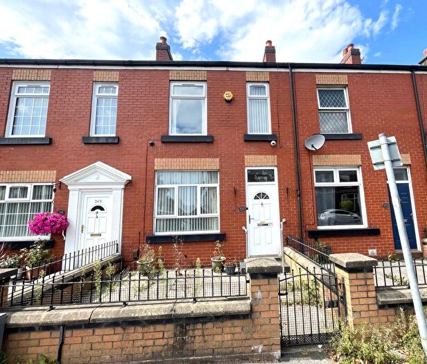 3 Bedroom Terraced House For Sale In Tonge Moor Road, Bolton, BL2
