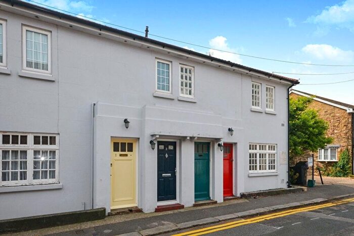 2 Bedroom End Of Terrace House To Rent In Peter Street, Deal, Kent, CT14