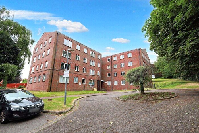 2 Bedroom Flat To Rent In Aldwyck Court, Leighton Buzzard Road, Hemel Hempstead, HP1